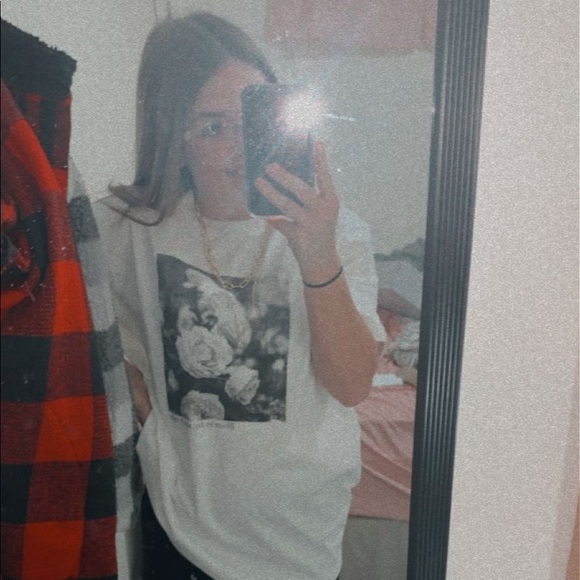 Meet your Posher, Ellie - Picture 3 of 13